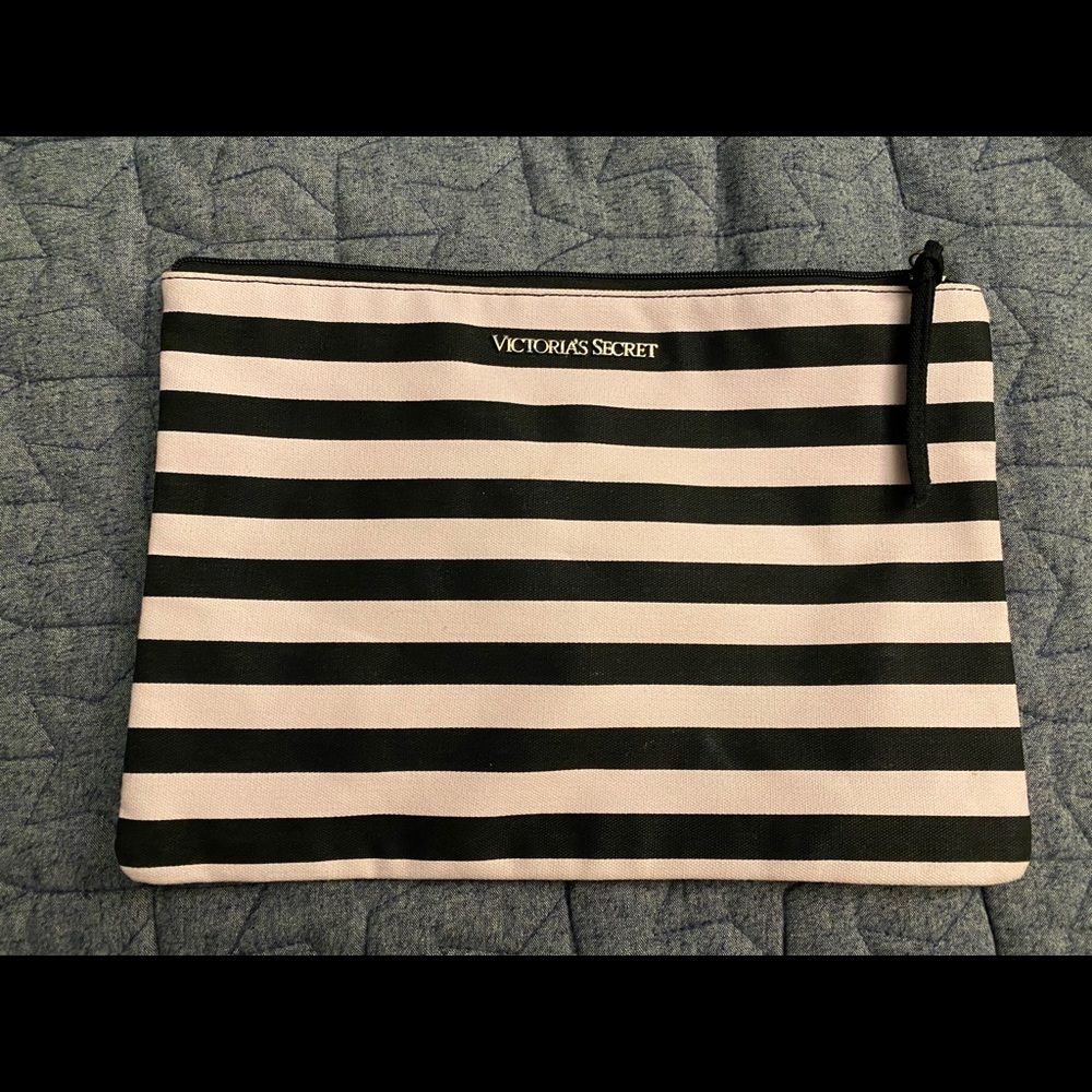 Victoria secret pouch